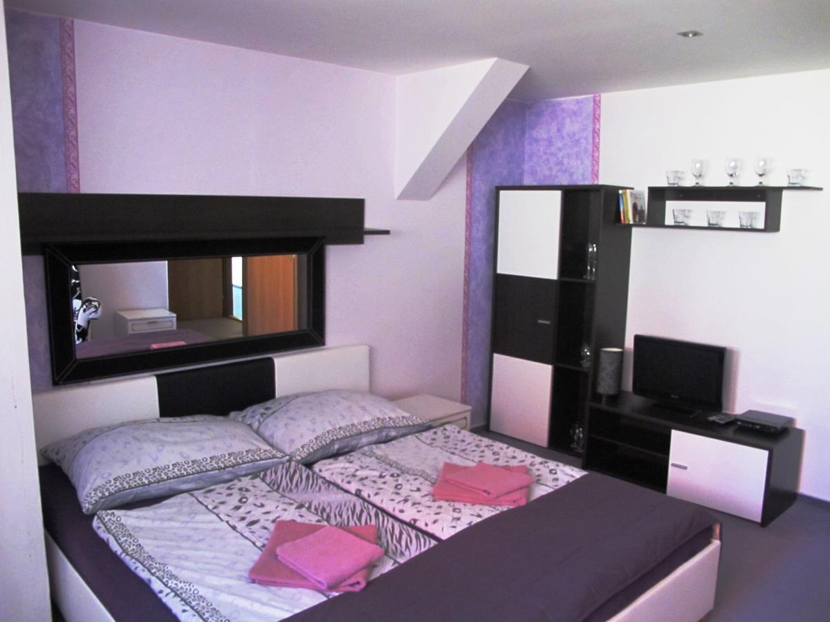 Hotel U Lisky Hostka  المظهر الخارجي الصورة
